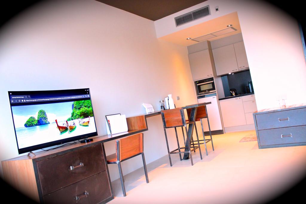 Ferienwohnung Little Paris Phuket Exterior foto